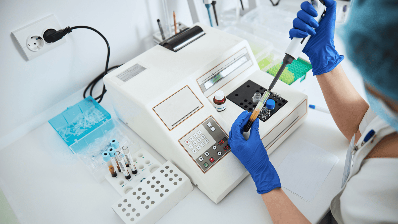 coagulation testing process in a medical laboratory – blood clotting analysis